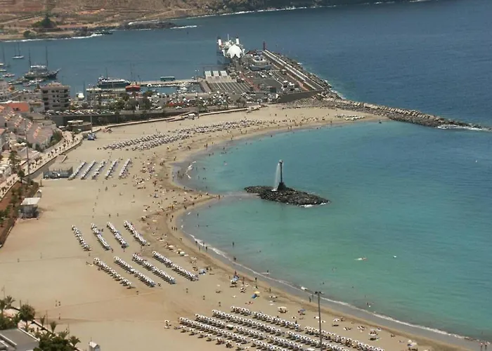 Vv Cristianos Centre 로스크리스티아노스