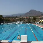 Vv Cristianos Centre