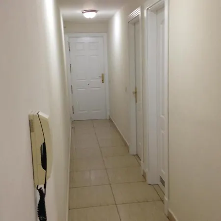 Vv Cristianos Centre *