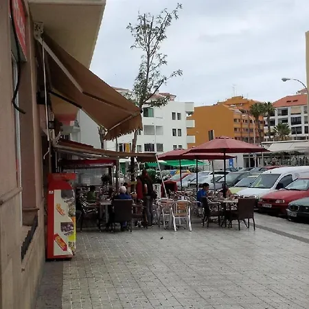 Cristianos Plaza Centre * Los Cristianos (Tenerife)